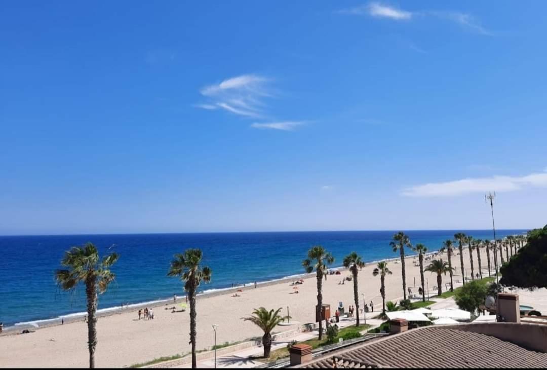 Villa Climatisee Bord De Mer Avec Piscine Privee Miami Playa Екстериор снимка
